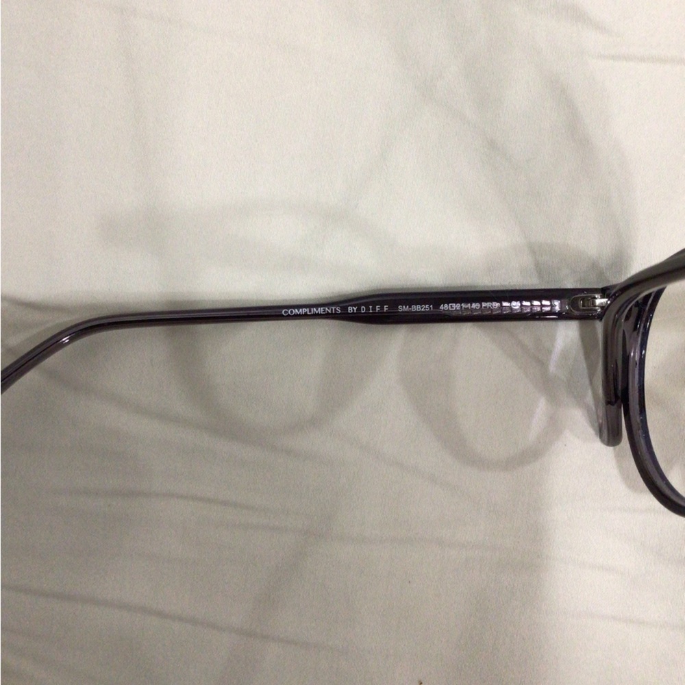 Compliments By Diff Smoke Crystal Round Blue Ligh… - image 5